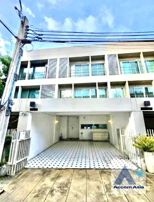 เช่าทาวน์โฮม ถนนเพชรบุรี กรุงเทพฯ : 🔼🔽 AccomA 📩  3 BR Townhouse @Noble Cube (AA45134)