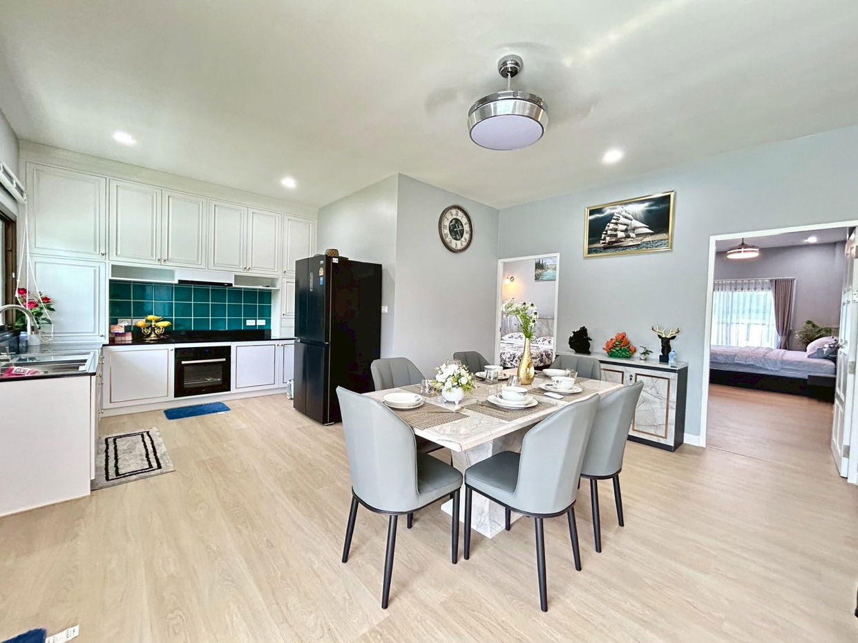 picture 3 Bedrooms Pool Villa for Sale in Bangsaray - 6/14