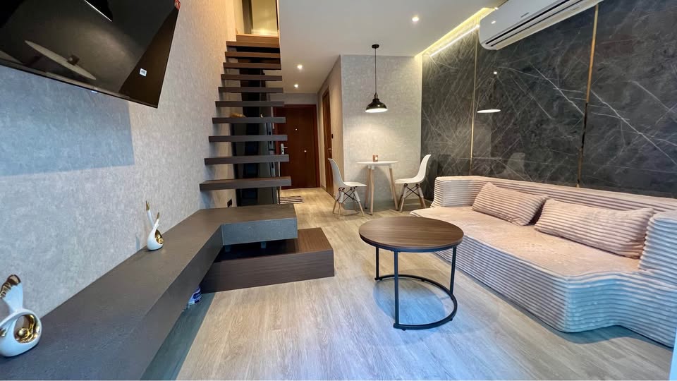 picture Laguna Beach Resort 2 Condo for Sale in Thepprasit - 1/9