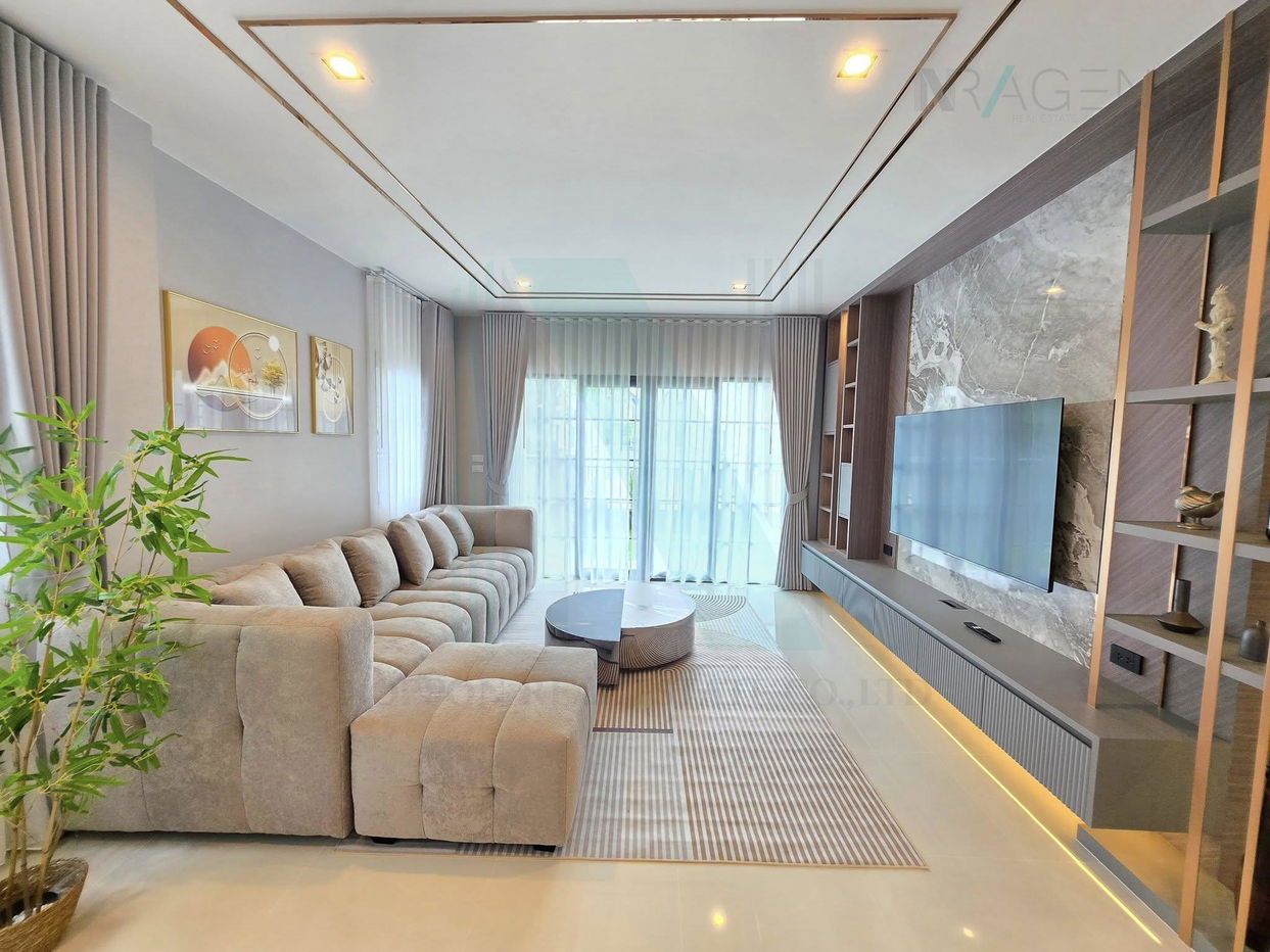 รูป 📌 ขายบ้านเดี่ยว โครงการ เซนโทร บางนา 2 ชั้น 4 ห้องนอน 5 ห้องน้ำ - รูปที่ 1/8