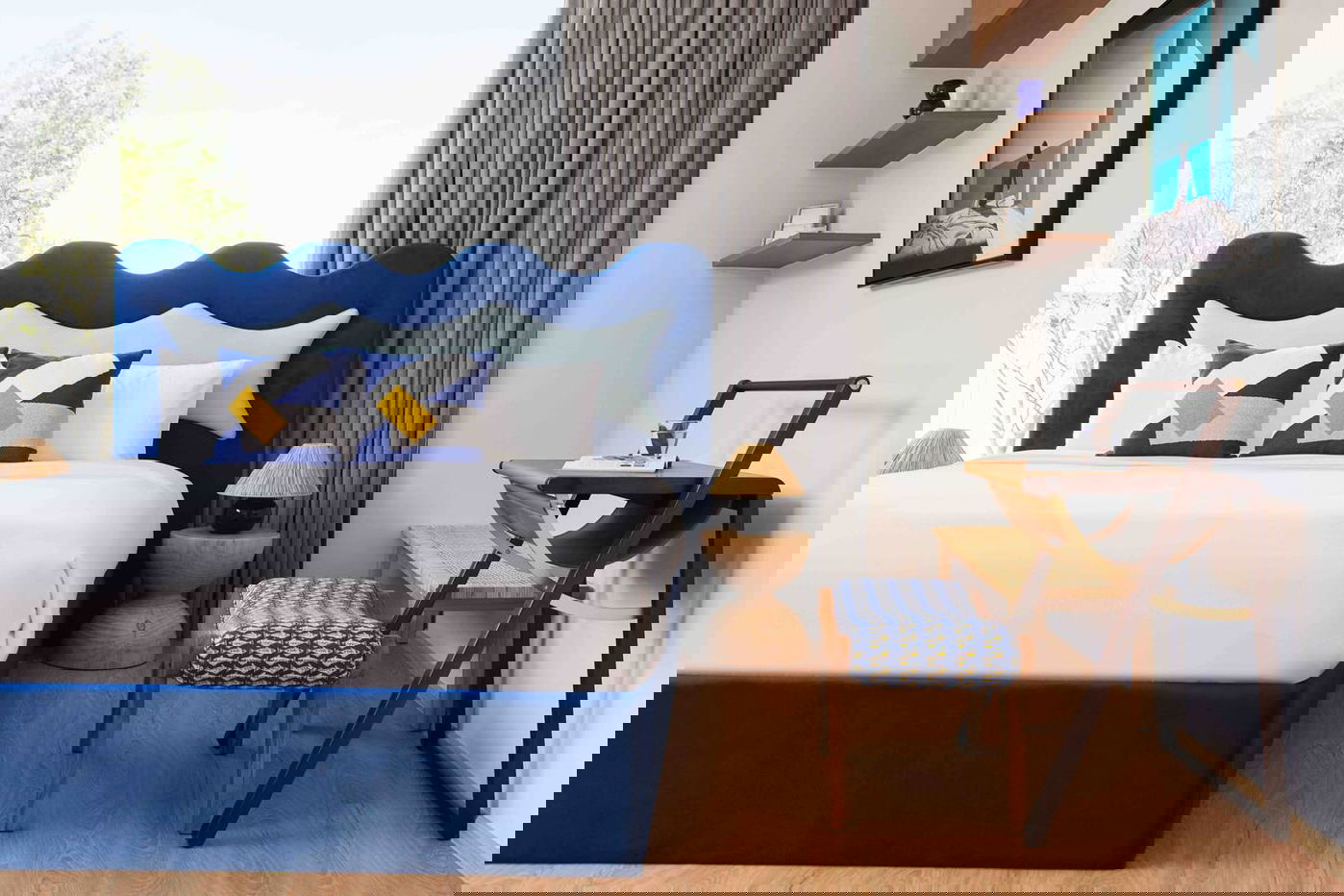 picture Luxury 4 Bedrooms Pool Villa in Na Jomtien for Sale - 7/16