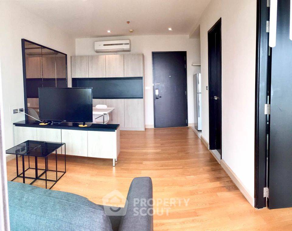 picture 1-BR Condo at Sky Walk Residences near BTS Phra Khanong (ID 666543) - 7/12