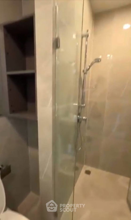 picture 1-BR Condo at Nue District R9 near MRT Phra Ram 9 (ID 2409695) - 1/5