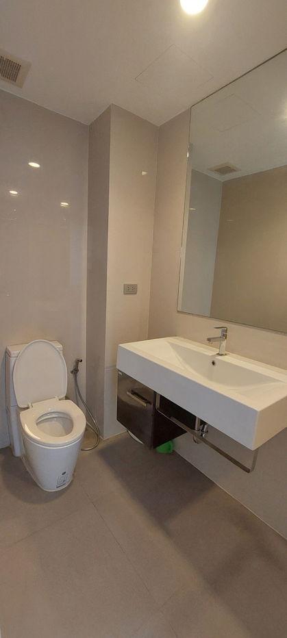 picture For rent The Sky Sukhumvit Floor 16 , 31.5 sq.m. - 3/3