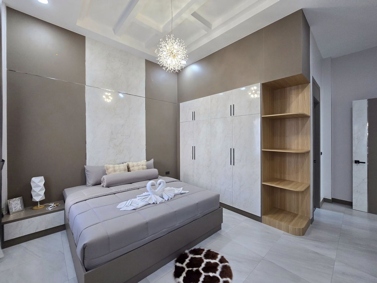 picture 3 Bedrooms Pool Villa in Mabprachan for Sale - 13/21