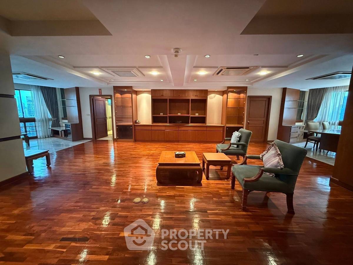 รูป คอนโด 3-ห้องนอน ที่ เพรสซิเดนท์ ปาร์ค คอนโดมิเนี่ยม ใกล้ MRT ศูนย์การประชุมแห่งชาติสิริกิติ์ (ID 2463131) - รูปที่ 5/13