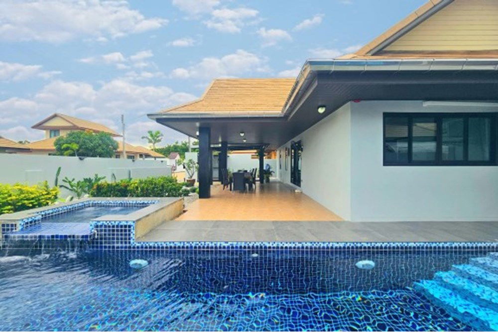 picture [920601002-91] พูลวิลล่า 4 ห้องนอน 3 ห้องน้ำ ในโครงการ Hua Hin Hills 2 - 38/42