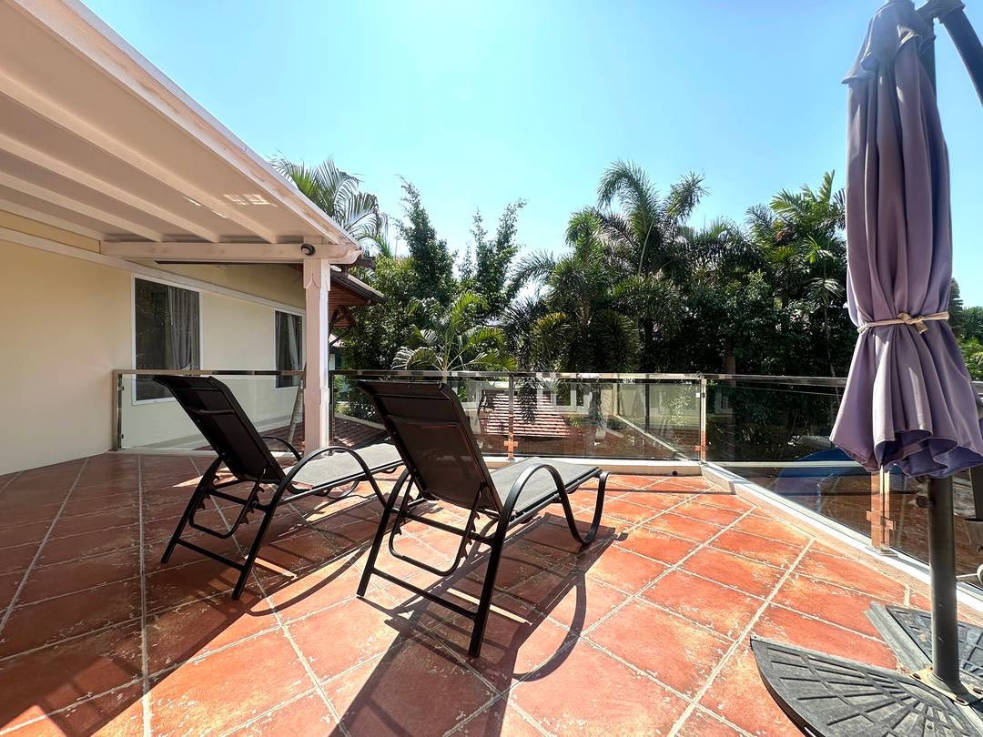 picture Luxury Pool Villa for Sale – South Pattaya - 6/16