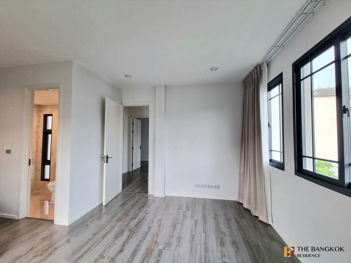 picture The Sonne Srinakarin-Bangna, best price in the project, very good location - 4/15