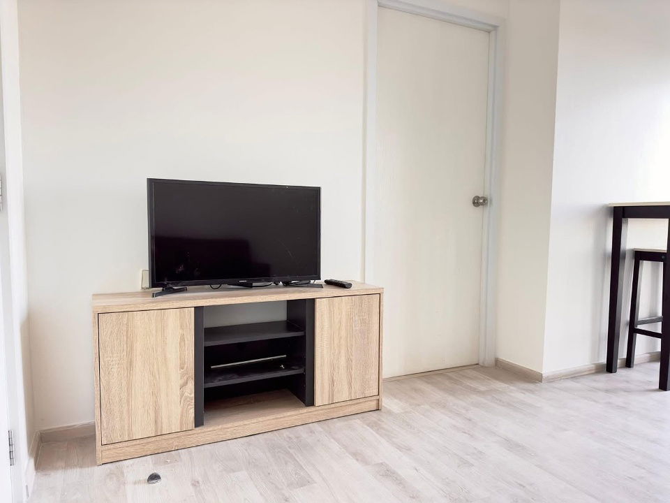 picture code : E65 Plum Condo Central Station Phase 1 - 3/6