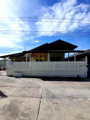 Houses for sale Rongpo Market : House for Sale in Laem Chabang