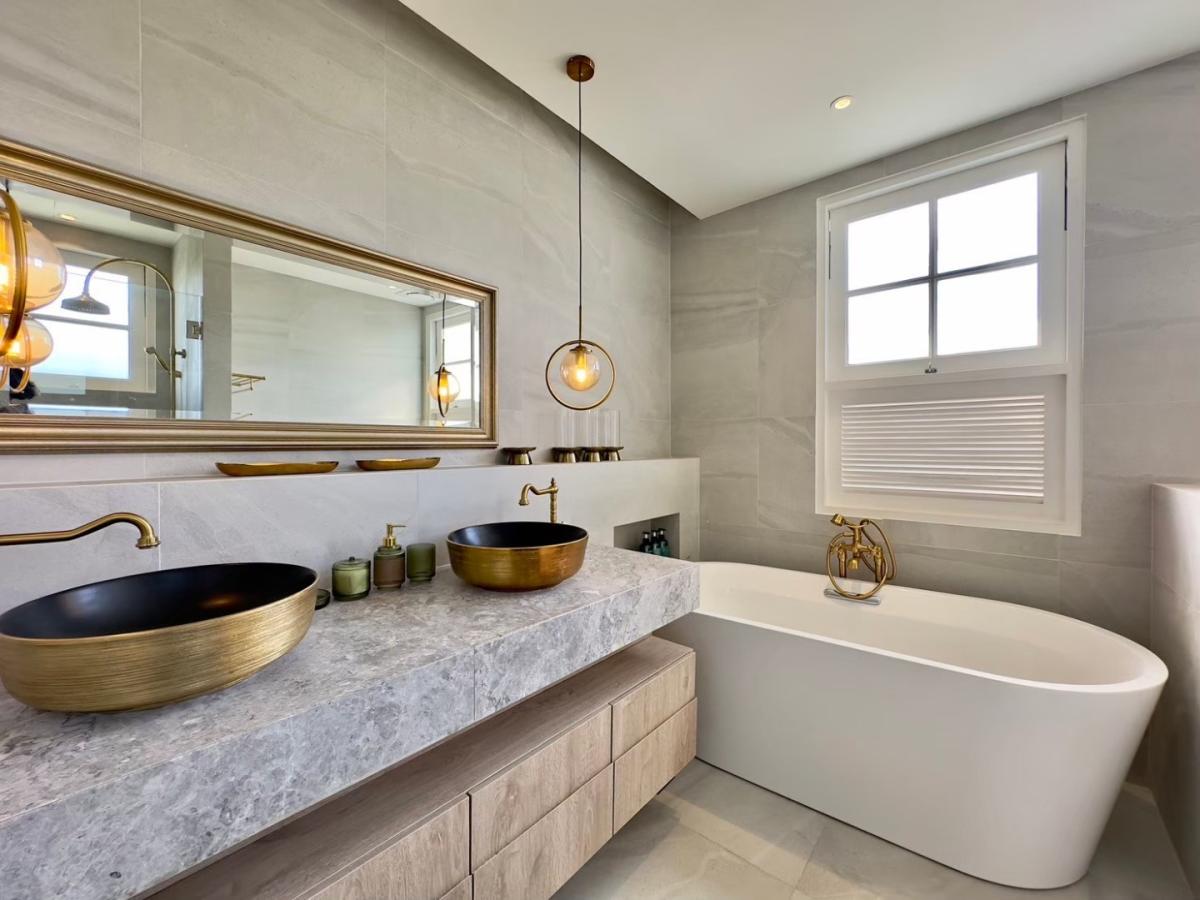 รูป บ้านริมทะเล 5 ห้องนอนให้เช่าในนาจอมเทียน - รูปที่ 12/15