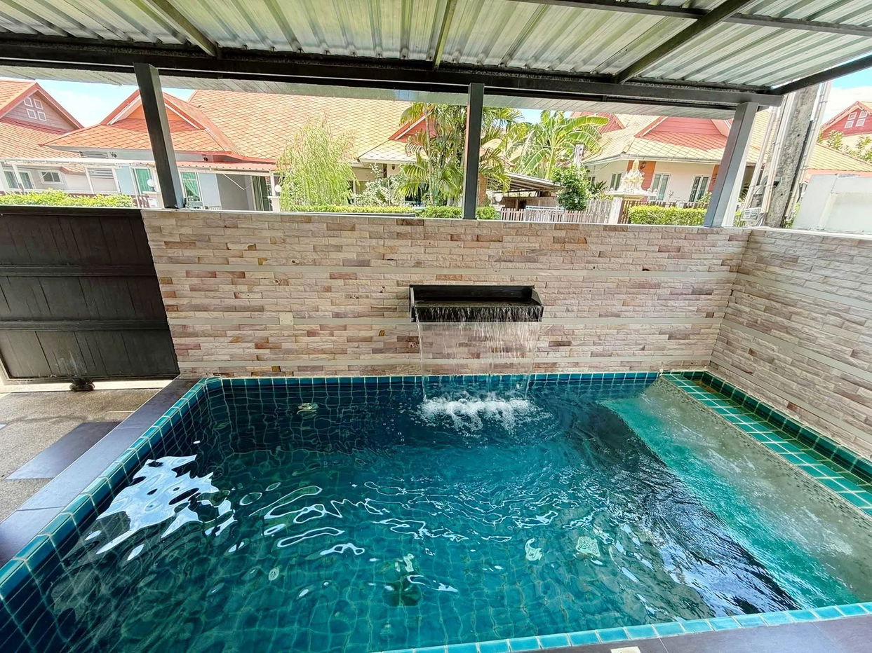 picture Pool Villa for Sale – Chaiyapruek, Pattaya - 2/16