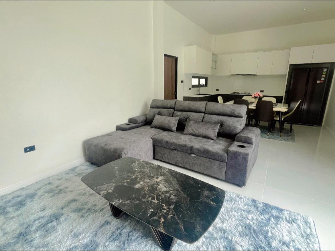 รูป Modern 3-Bedroom Pool Villa for Sale in East Pattaya - รูปที่ 4/8