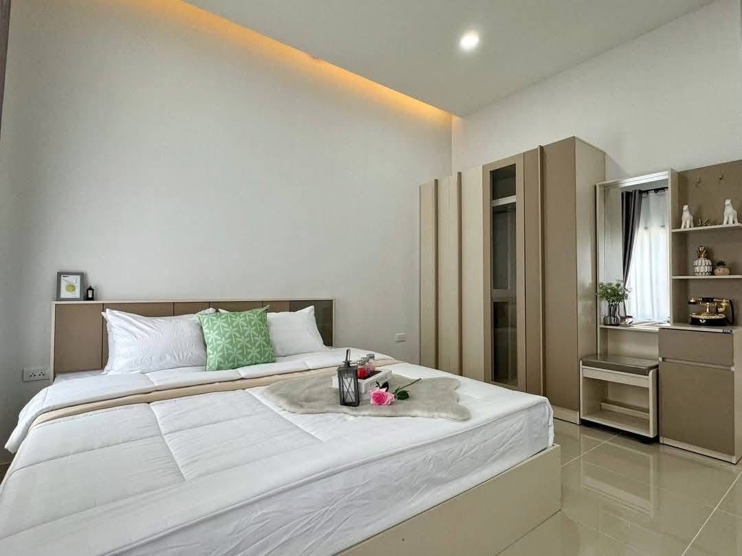 picture Modern Nordic Home for Sale in East Pattaya - 9/17