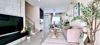 บ้านเดี่ยว หนองปรือ ชลบุรี : Zensiri Townhome Tungklom-Talman 3 Bedrooms for Sale