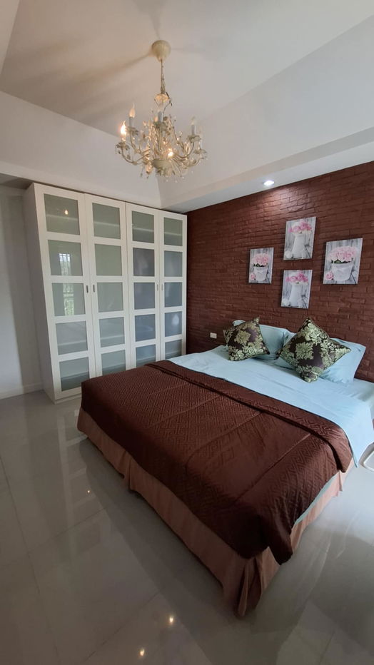 picture 2 Beds House in North Pattaya for Sale - 6/12