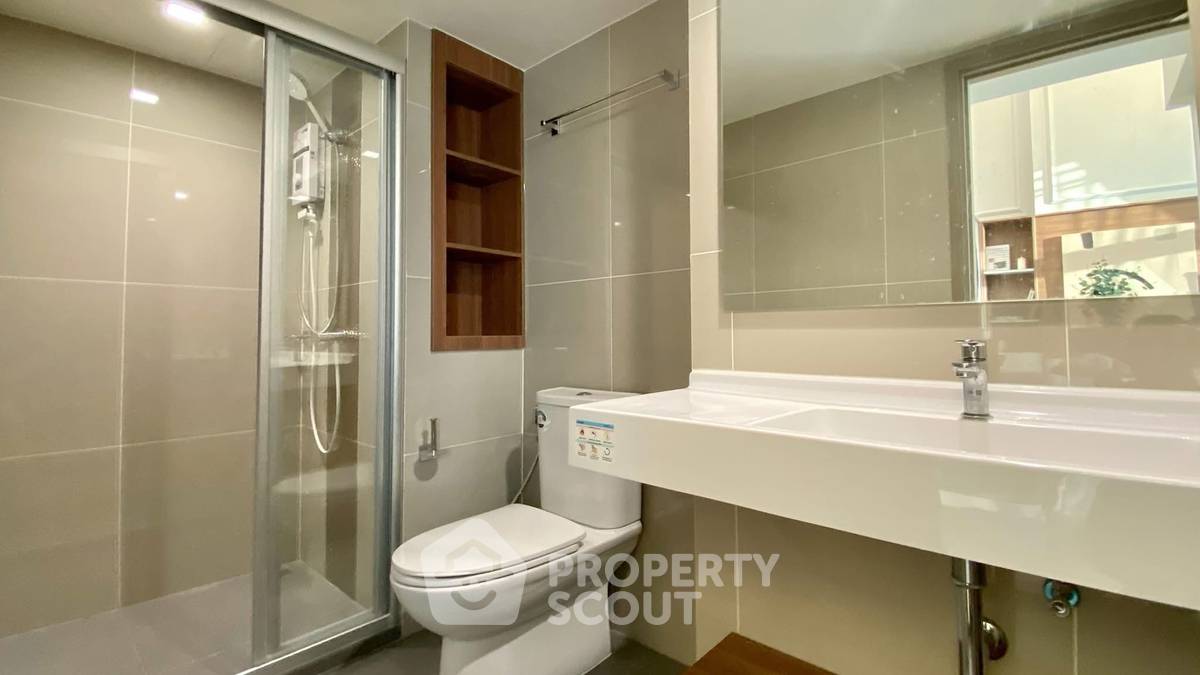 picture 2-BR Condo at Ideo Rama 9 - Asoke near MRT Phra Ram 9 (ID 2463368) - 12/13