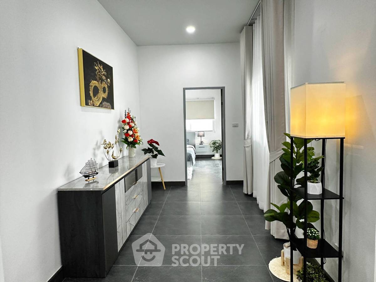 รูป วิลล่า 3-ห้องนอน ใน หินเหล็กไฟ (ID 2461735) - รูปที่ 15/30