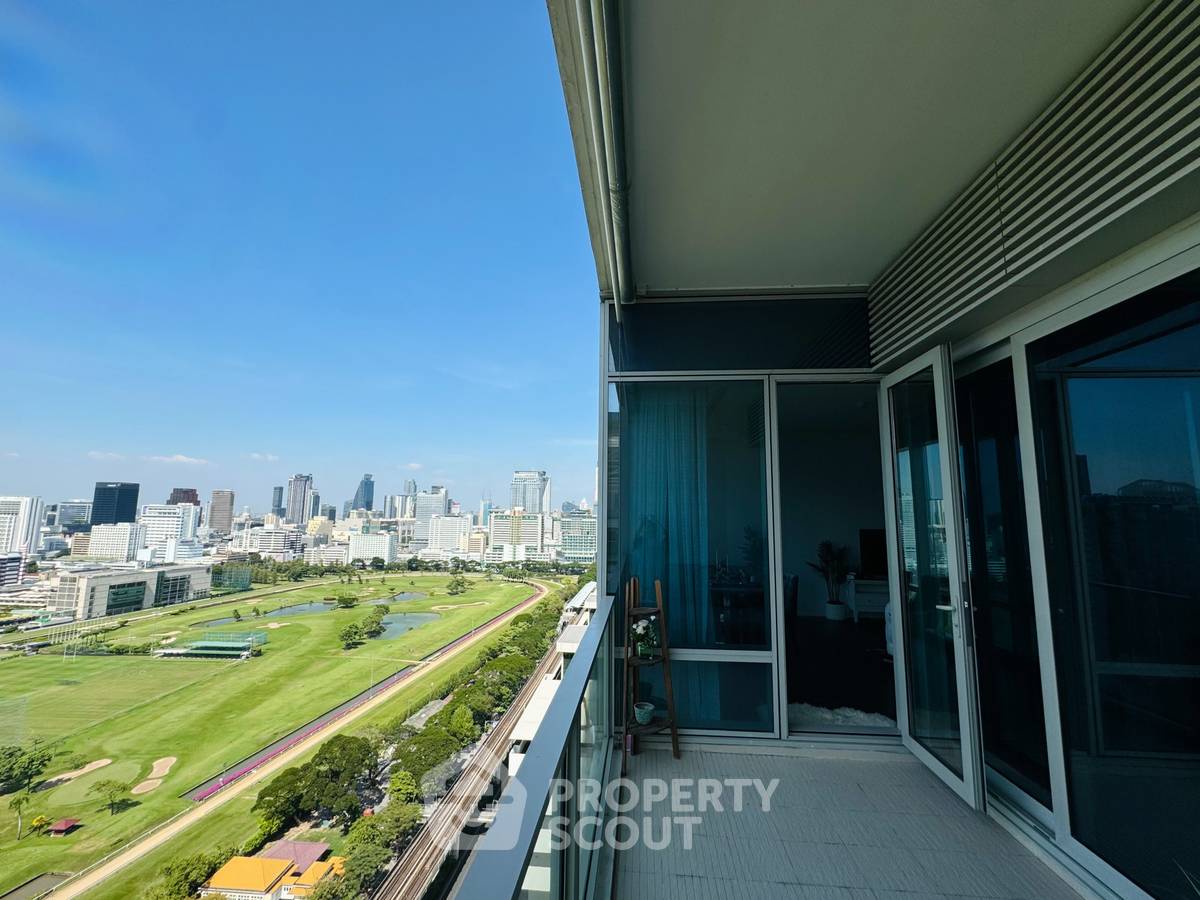 picture 2-BR Condo at 185 Rajadamri near BTS Ratchadamri (ID 1869601) - 10/14