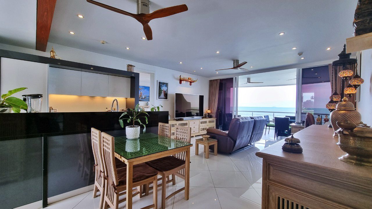 picture Pure Sunset Beach for Sale - 1/9