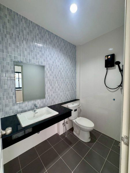 picture For Rent Townhouse Zensiri 3 Bedrooms 3 Bathrooms - 16/20