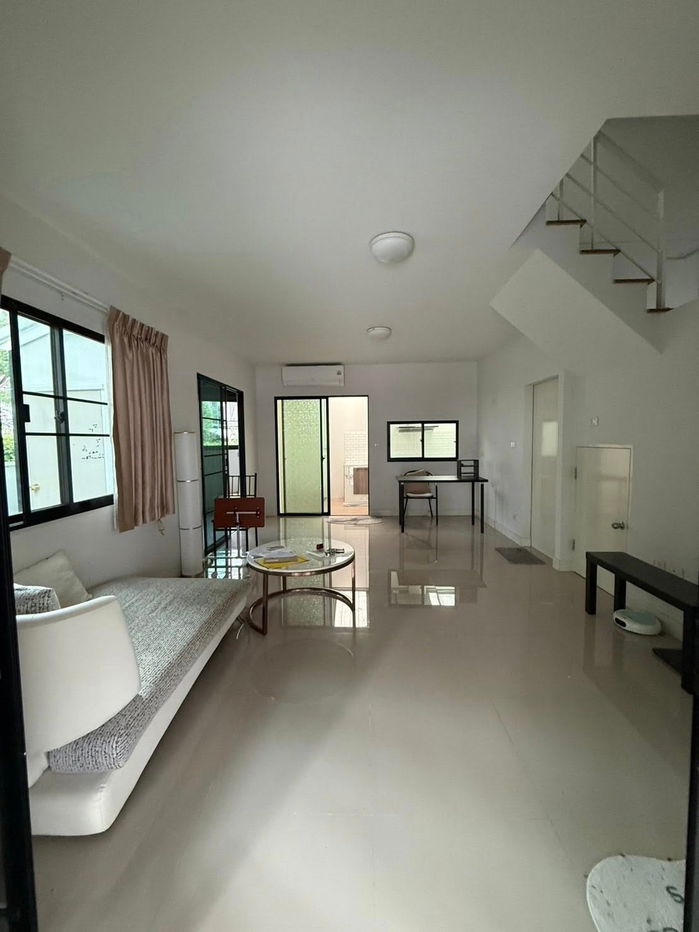 picture Townhouse for rent 📍 Baan Klang Muang Ramintra-Watcharapol 📍 3 bedrooms, 3 bathrooms, convenient transportation, near Fashion Island - 4/7