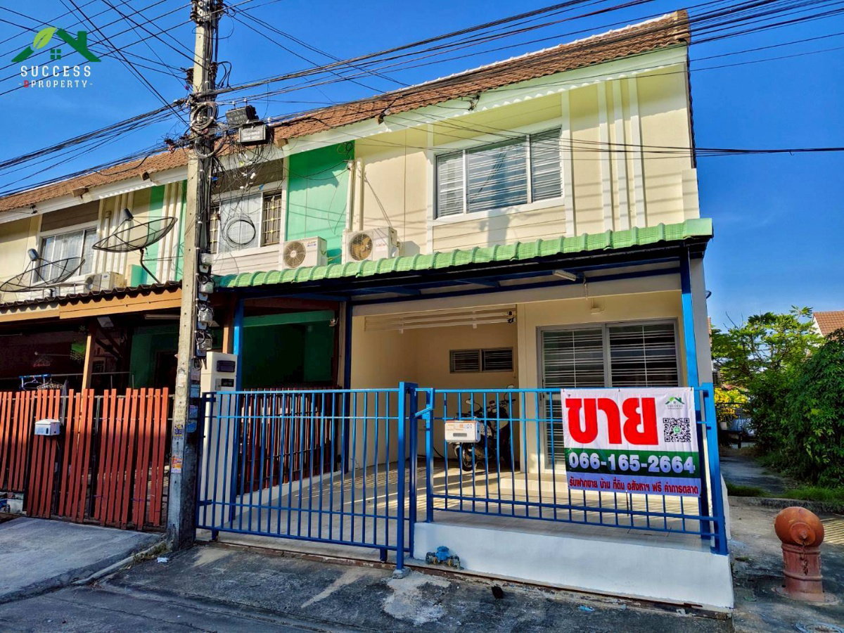 ขายทาวน์เฮ้าส์ รีโนเวทแล้ว ม.พฤกษา 47 ศรีนครินทร์-หนามแเดง หลังริมโซนหน้าโตรงการ สภาพบ้านพร้อมอยู่ ใกล้ทางด่วน 5 นาที ใกล้รถไฟฟ้า BTS แพรกษา 15 นาที