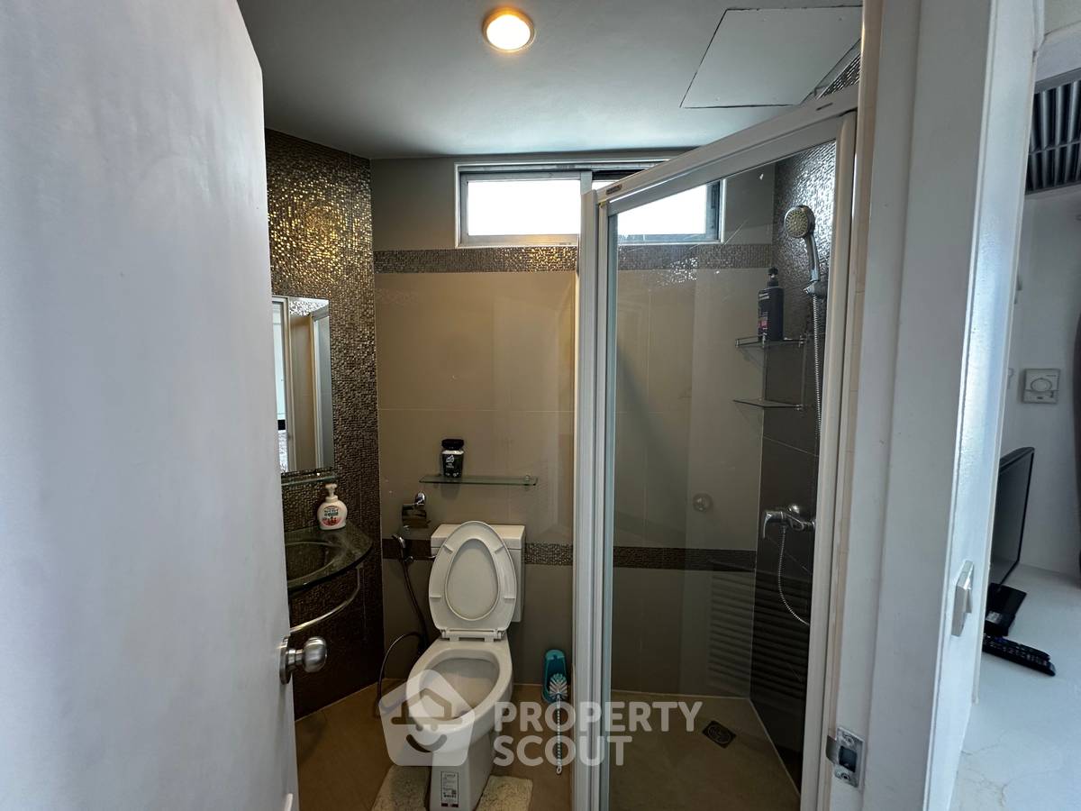 picture 2-BR Condo at Wittayu Complex near BTS Phloen Chit (ID 2006574) - 21/24