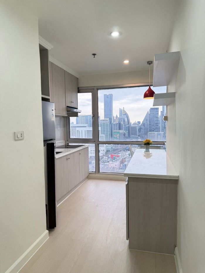 picture Condo for rent Sukhumvit Suite 96 sqm 2 bedrooms, 2 bathrooms, 33rd floor, newly renovated, beautiful, complete, ready to move in. - 7/12