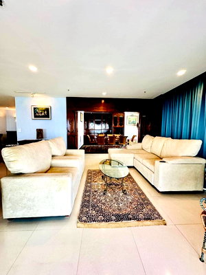 Condos for sale : Baan Haad U Thong 2 Bedrooms for Sale