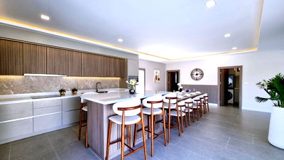 บ้านเดี่ยว ถนนห้วยใหญ่ : ขายพูลวิลล่าหรูสไตล์โมเดิร์นในห้วยใหญ่