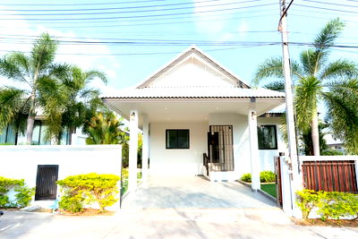 บ้านเดี่ยว หนองปรือ ชลบุรี : บ้านสำหรับครอบครัวกว้างขวางในพัทยาตะวันออก