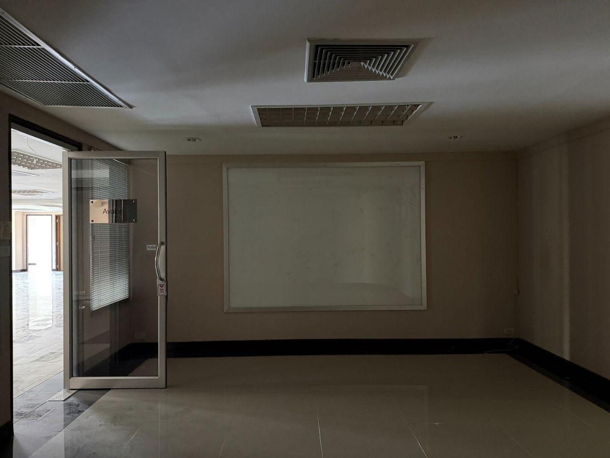 รูป ให้เช่าออฟฟิศ ฮิลล์ไซด์คอนโด ชั้น 4 ขนาด 200 ตร.ม. (ID:053BR) - รูปที่ 12/29