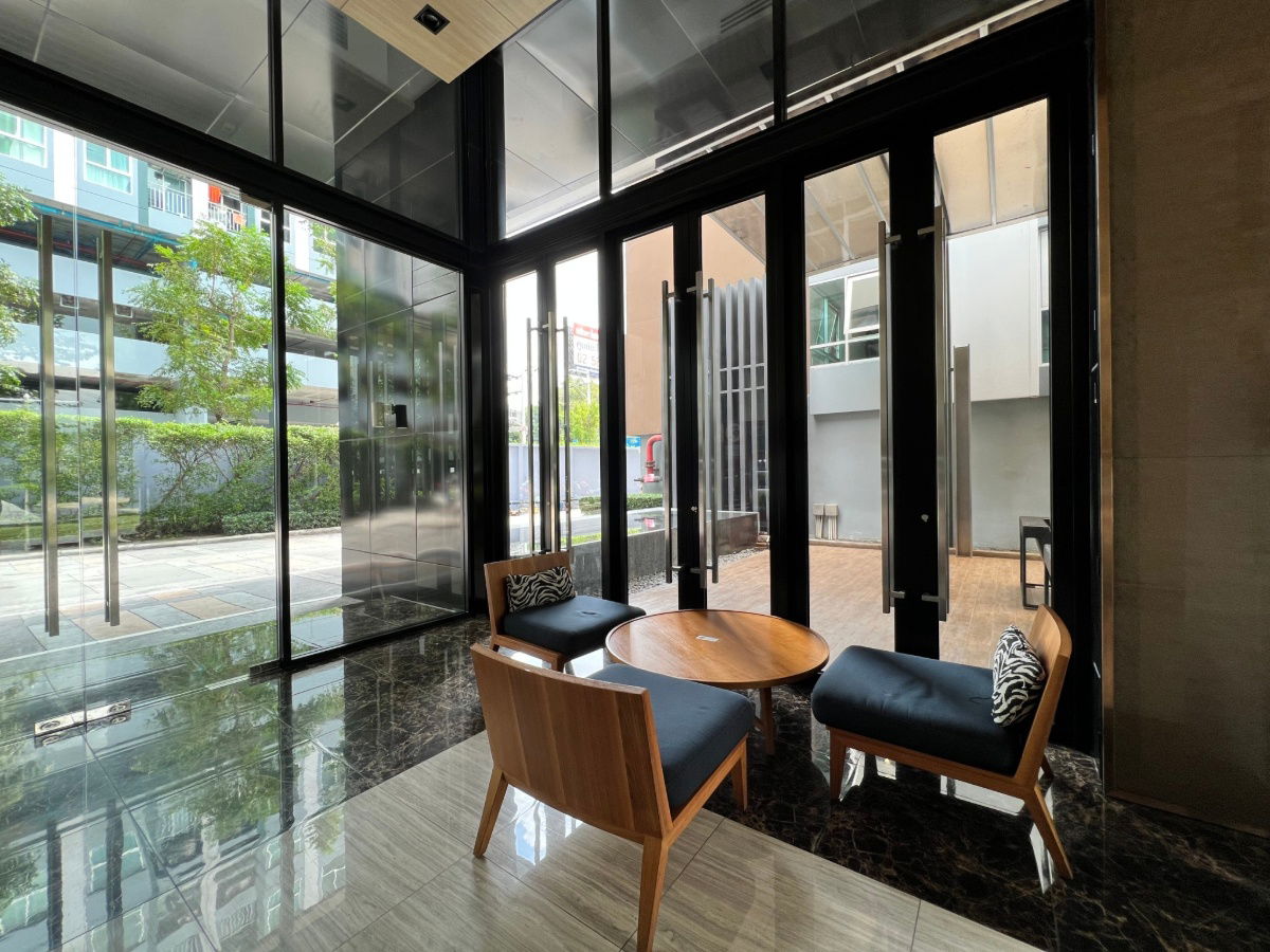 รูป JK 5253098 : ฮอลล์มาร์ค แจ้งวัฒนะ - รูปที่ 4/16