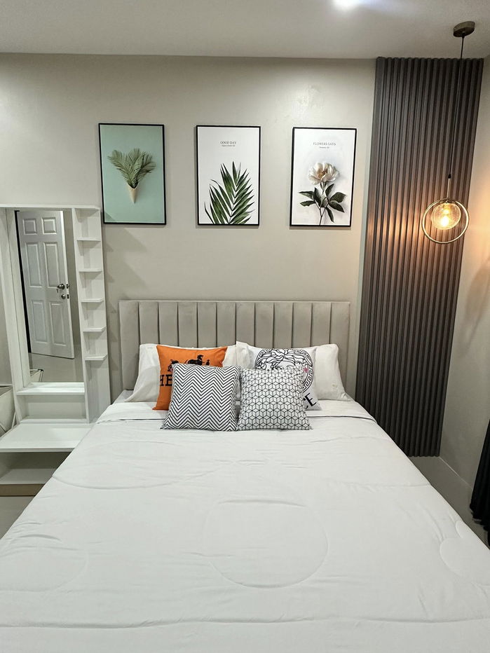 รูป Renovated 2-Bedroom Townhouse for Sale - รูปที่ 8/12