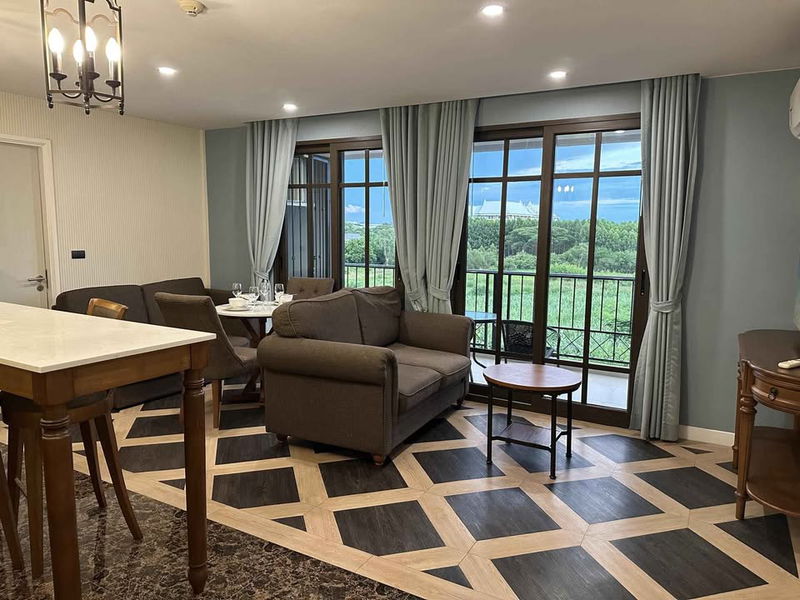 ขายบ้านเดี่ยว : ขายคอนโด Espana Condo 2 ห้องนอนในหาดจอมเทียน