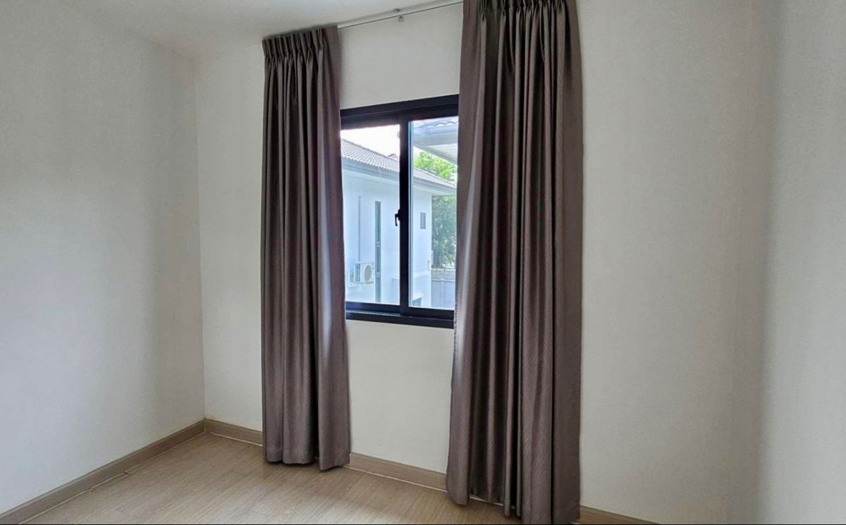 รูป ขายบ้านแฝด 2 ชั้น Britania Srinakarin ทำเลศักยภาพ ใกล้วัดหนามแดง สมุทรปราการ  ใกล้ BTS ศรีด่าน และเมกะบางนา - รูปที่ 15/19