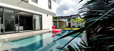 Houses for sale Wat Phra Yai : Elegant 2-Storey House For Sale in Jomtien