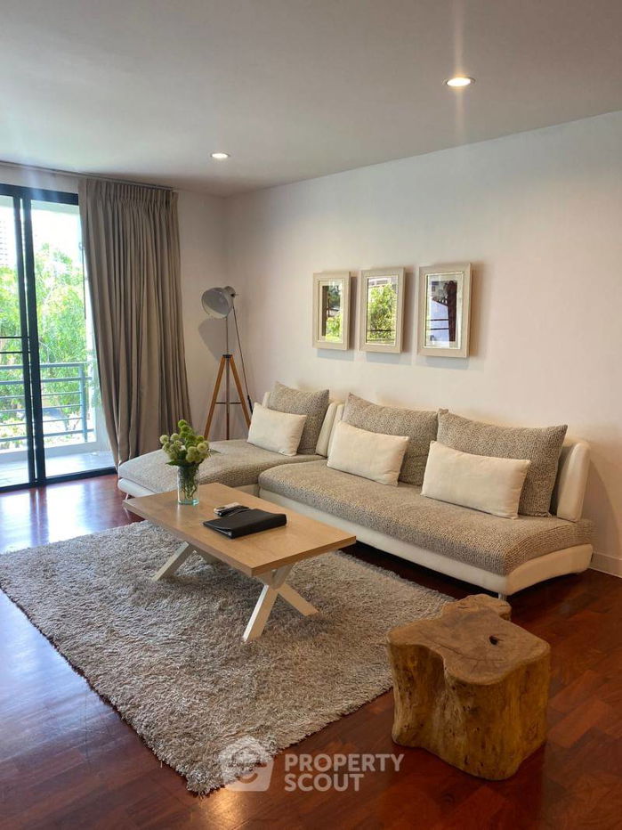 picture 3-BR Condo at Benviar Tonson Residence near BTS Ratchadamri (ID 568421) - 6/17