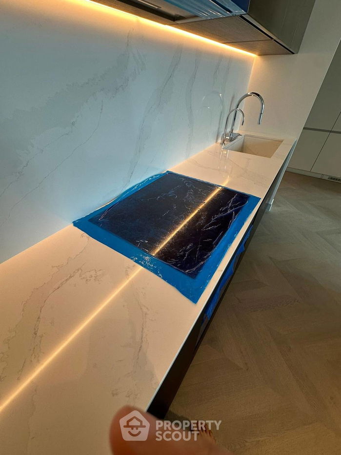 picture 2-BR Condo at 98 Wireless near BTS Phloen Chit (ID 2463042) - 11/24