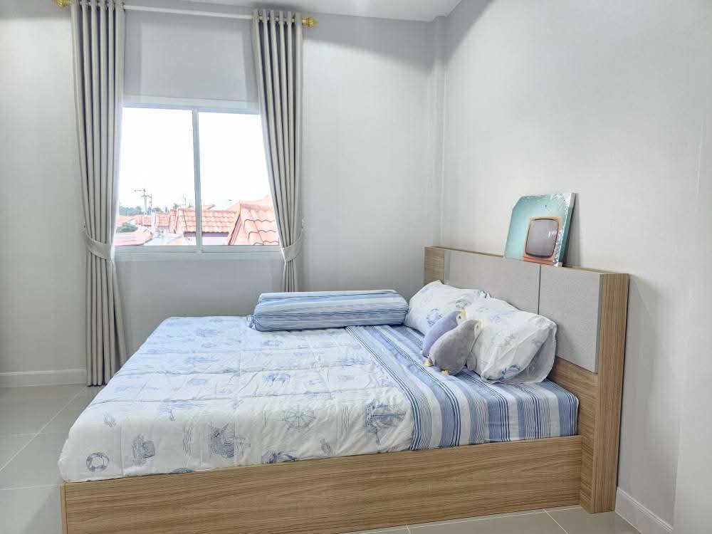 picture 2-Storey Townhome for Sale – Chai Phon Withee - 11/13