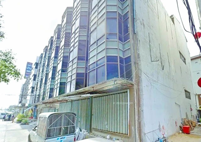 รูป เดอะไนน์ พระราม 9 2.7 กม.MRT คลองกลันตัน 500 ม. ธัญญาพาร์ค อาคาร4คูหา 4ชั้น 1,600 ตร.ม. 100 ตร.วา. 11 นอน 6 น้ำ ซ.ศรีนครินทร์ 20-28 - รูปที่ 6/8