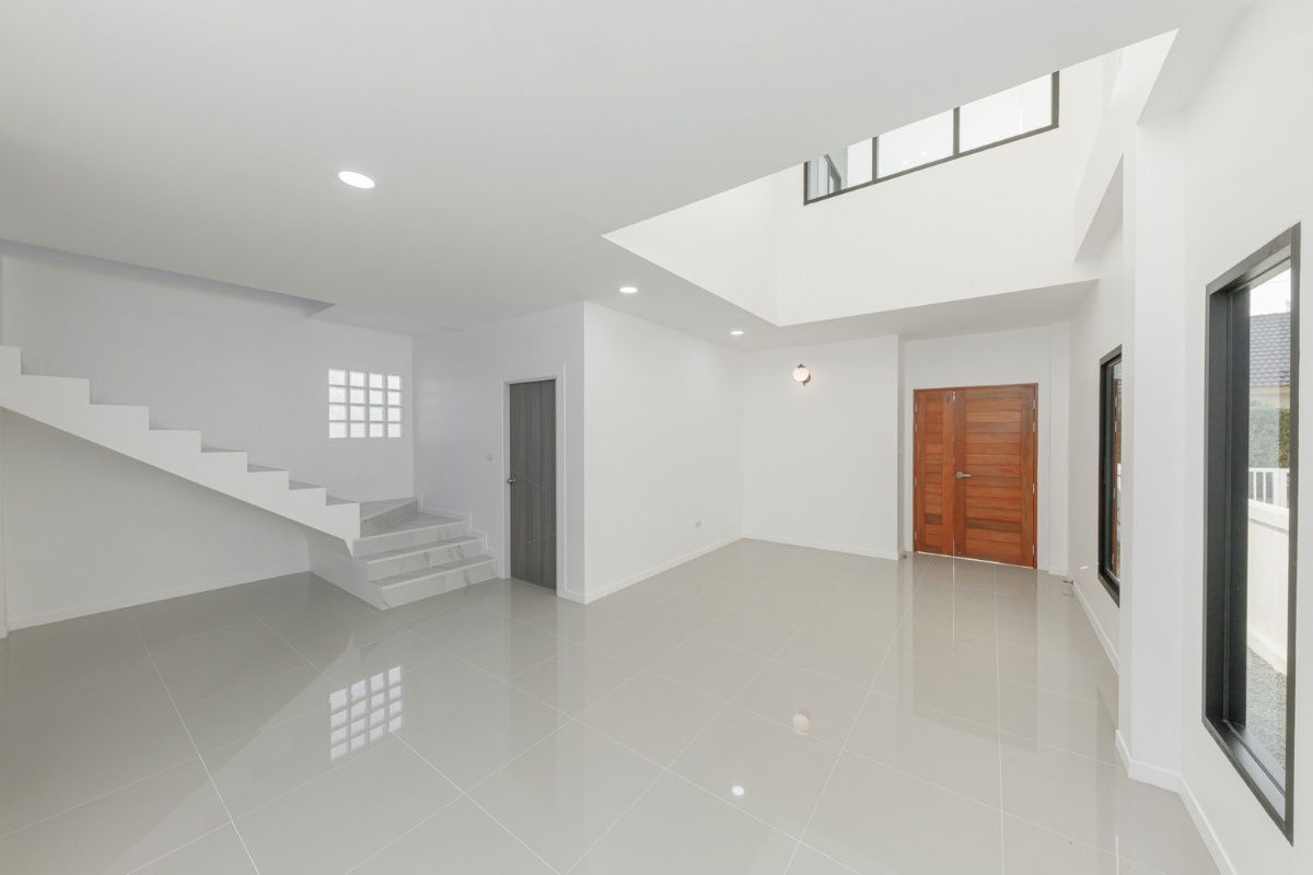 รูป ขายบ้านเดี่ยวสองชั้น 3 ห้องนอน 3 ห้องน้ำ 1 ห้องครัว 2 ที่จอดรถ - รูปที่ 4/30