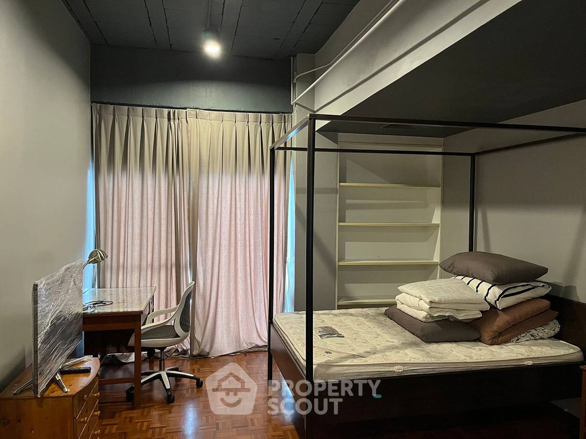 รูป คอนโด 2-ห้องนอน ที่ ประสานมิตร คอนโดมิเนียม ใกล้ BTS อโศก (ID 973020) - รูปที่ 3/9