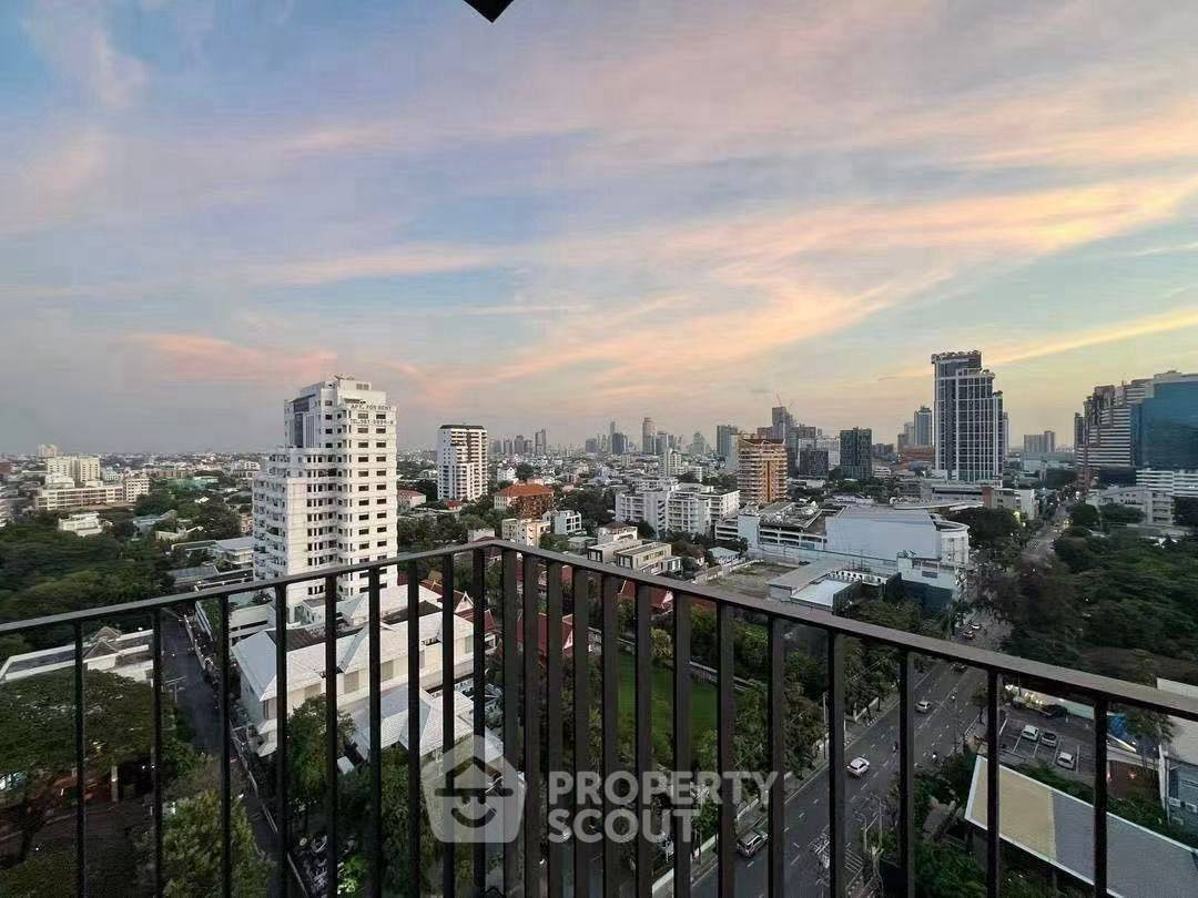 picture 1-BR Condo at Rhythm Ekkamai near BTS Ekkamai (ID 2455878) - 10/10