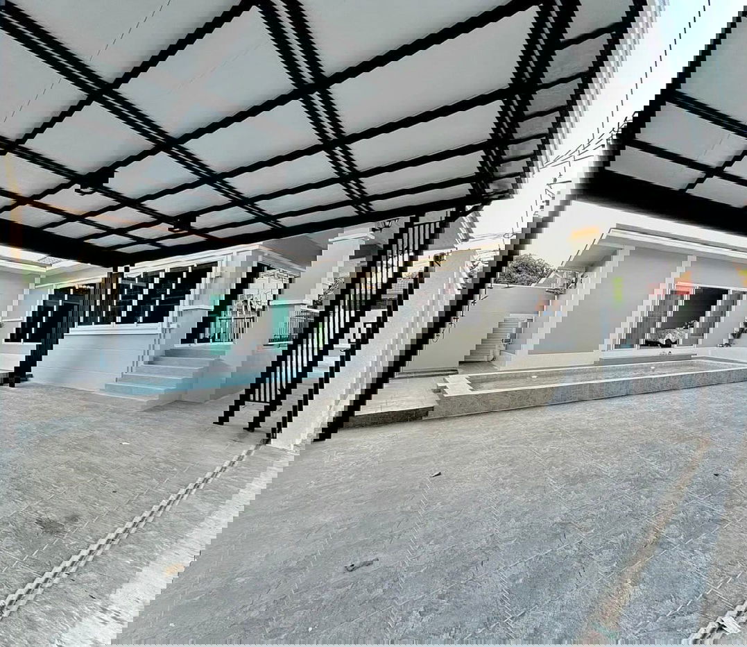 รูป ขายพูลวิลล่า 3 ห้องนอน ห้วยใหญ่ - รูปที่ 1/16