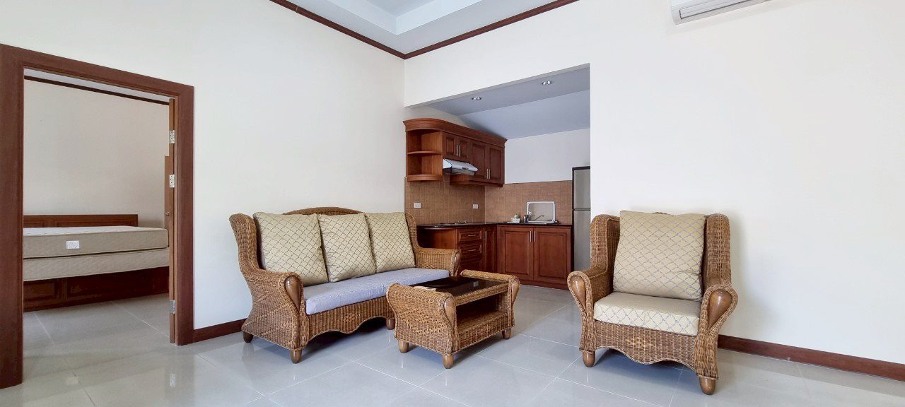 picture 4 Bedrooms House for Sale in East Pattaya - 11/21