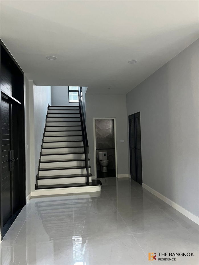 picture the city bangna 3 ultimate luxury lifestyle with convenience - 5/8