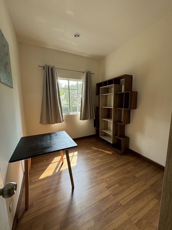 รูป ขายทาวน์เฮ้าส์ ห้วยใหญ่ - รูปที่ 4/9